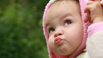 4 Cara Terbaik Atasi Kulit Bibir Kering pada Bayi